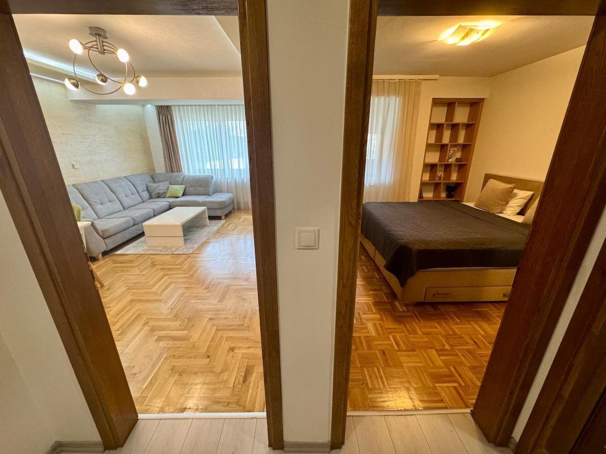 Modern & Elegant With Free Parking * Sarajevo