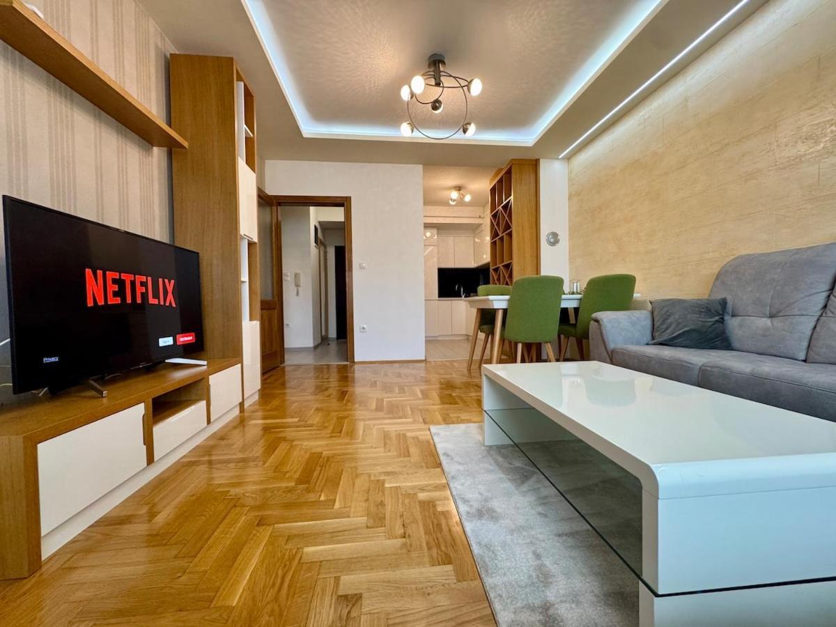 Apartment Modern & Elegant With Free Parking *